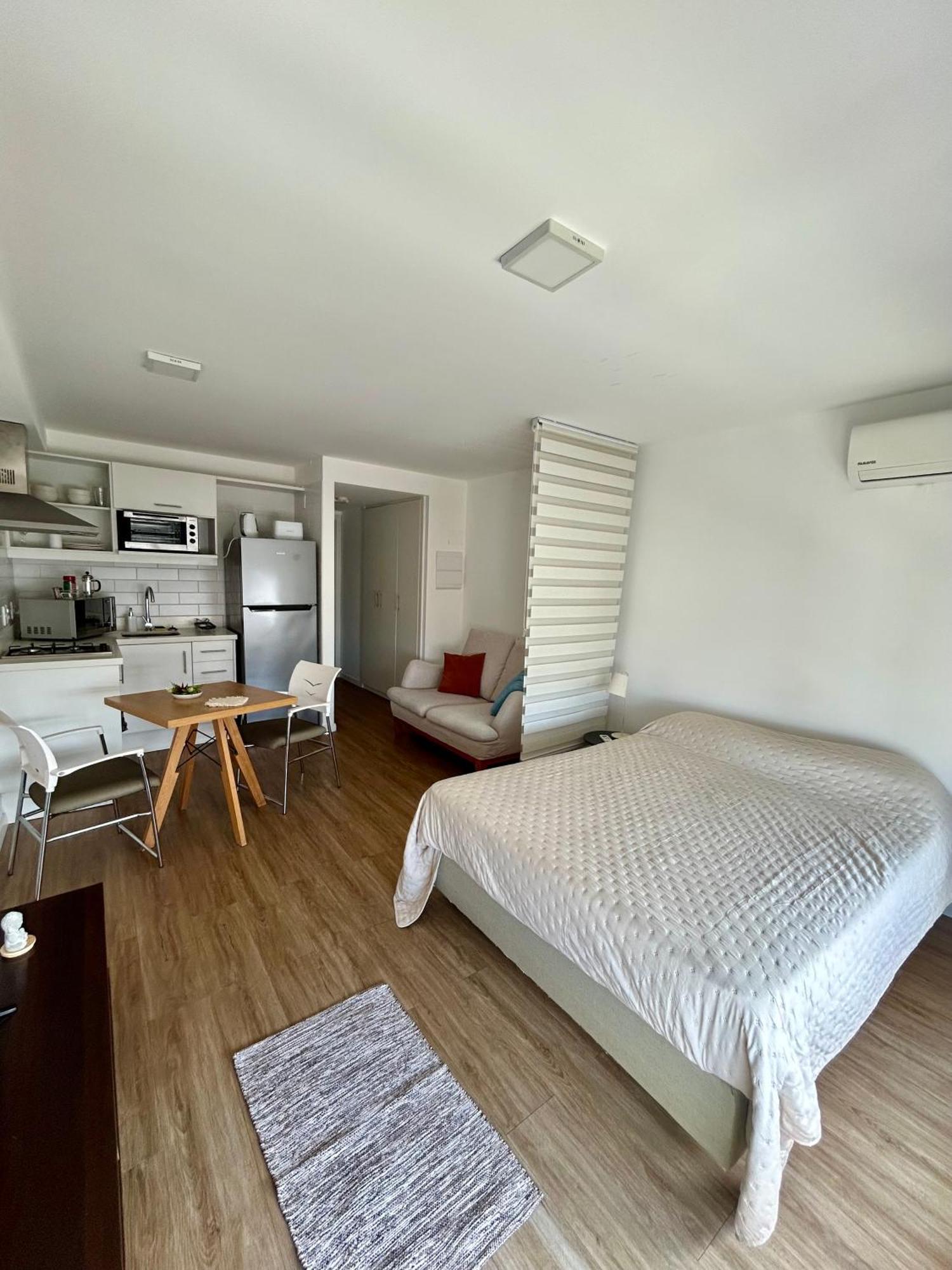 Apartamento Hermoso Monoambiente En Punta Carretas Piso 9 Montevideu